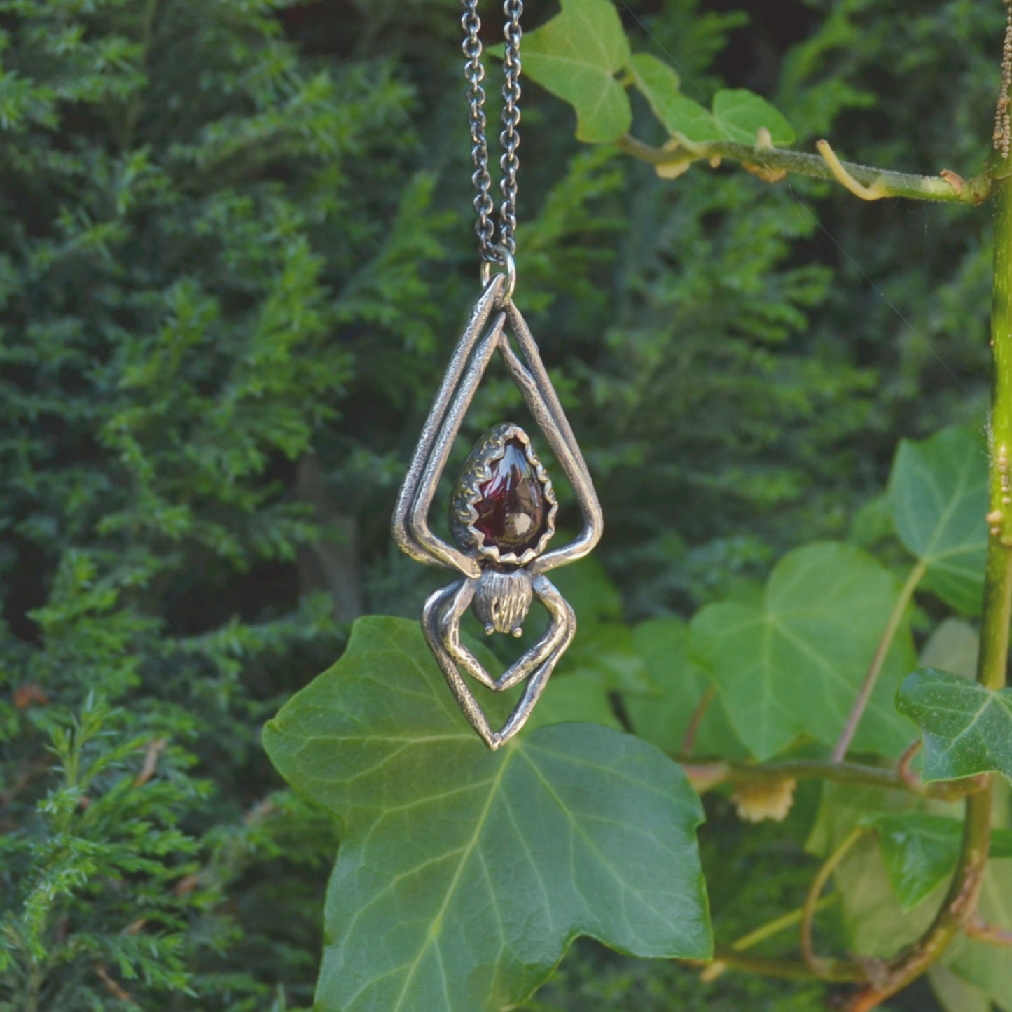 Handcrafted Silver Spider Pendant Necklace with Teardrop Garnet Gemstone – Gothic Statement Jewellery