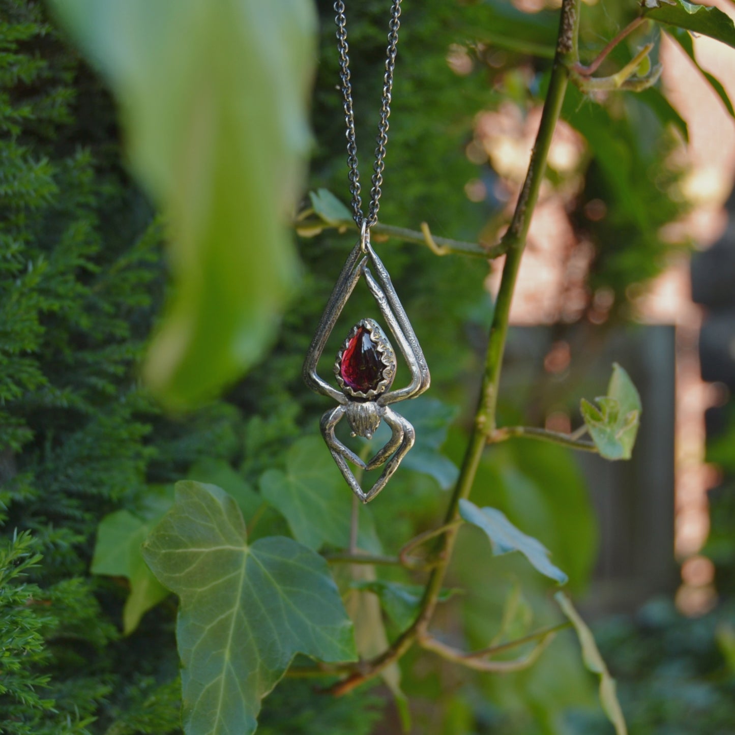 Handcrafted Silver Spider Pendant Necklace with Teardrop Garnet Gemstone – Gothic Statement Jewellery