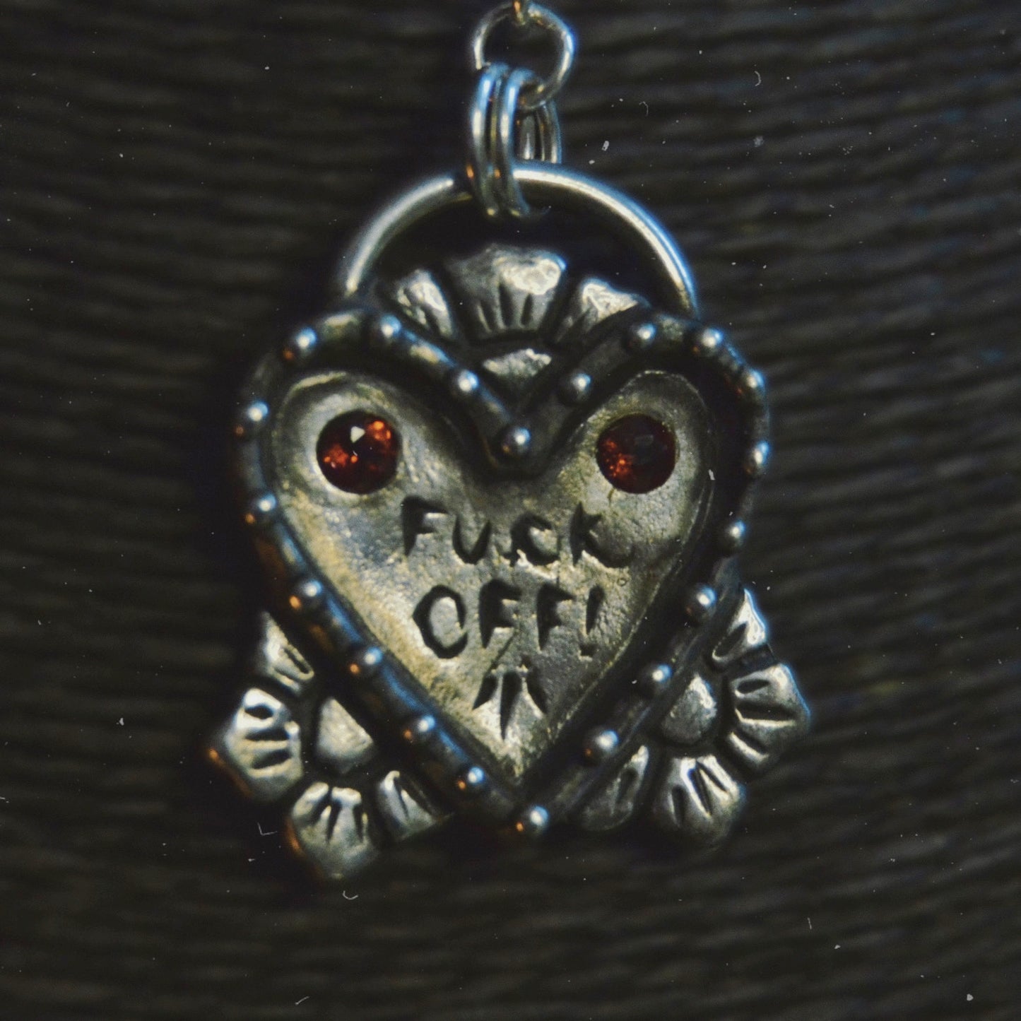 Tattoo *M O O D* Heart Pendant - .925 Sterling Silver and Garnets